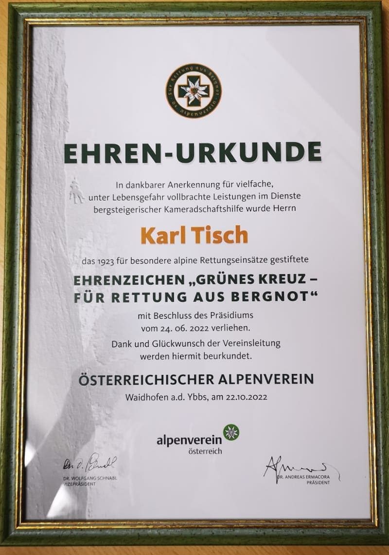 Ehrung für Puchberger Bergretter 3